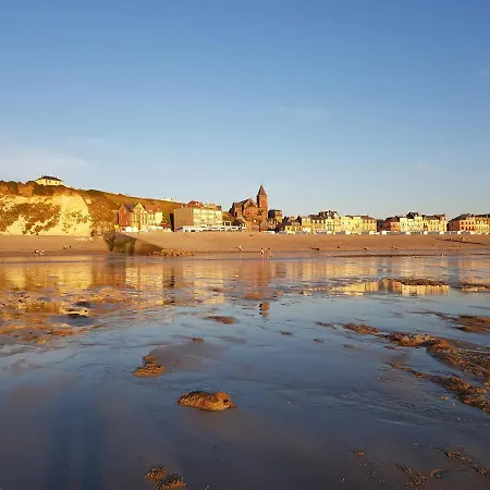Room In Apartment - Dream Beach Apartment Guest house Mers-les-Bains